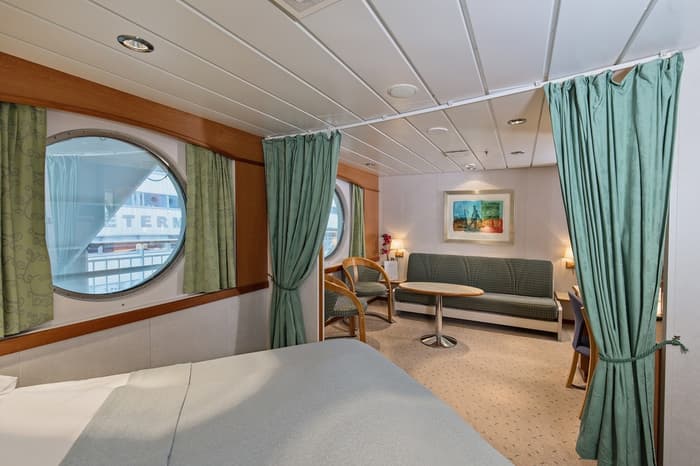 Hurtigruten MS Trollfjord Expedition mini Suite 2.jpg